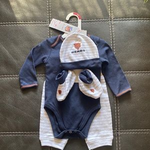 Baby NFL Chicago Bears four piece outfit